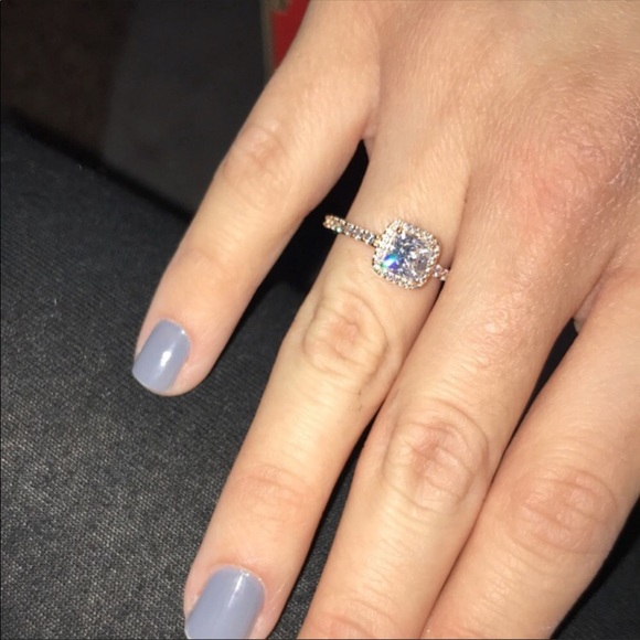 Pandora Ring - Picture 2 of 2